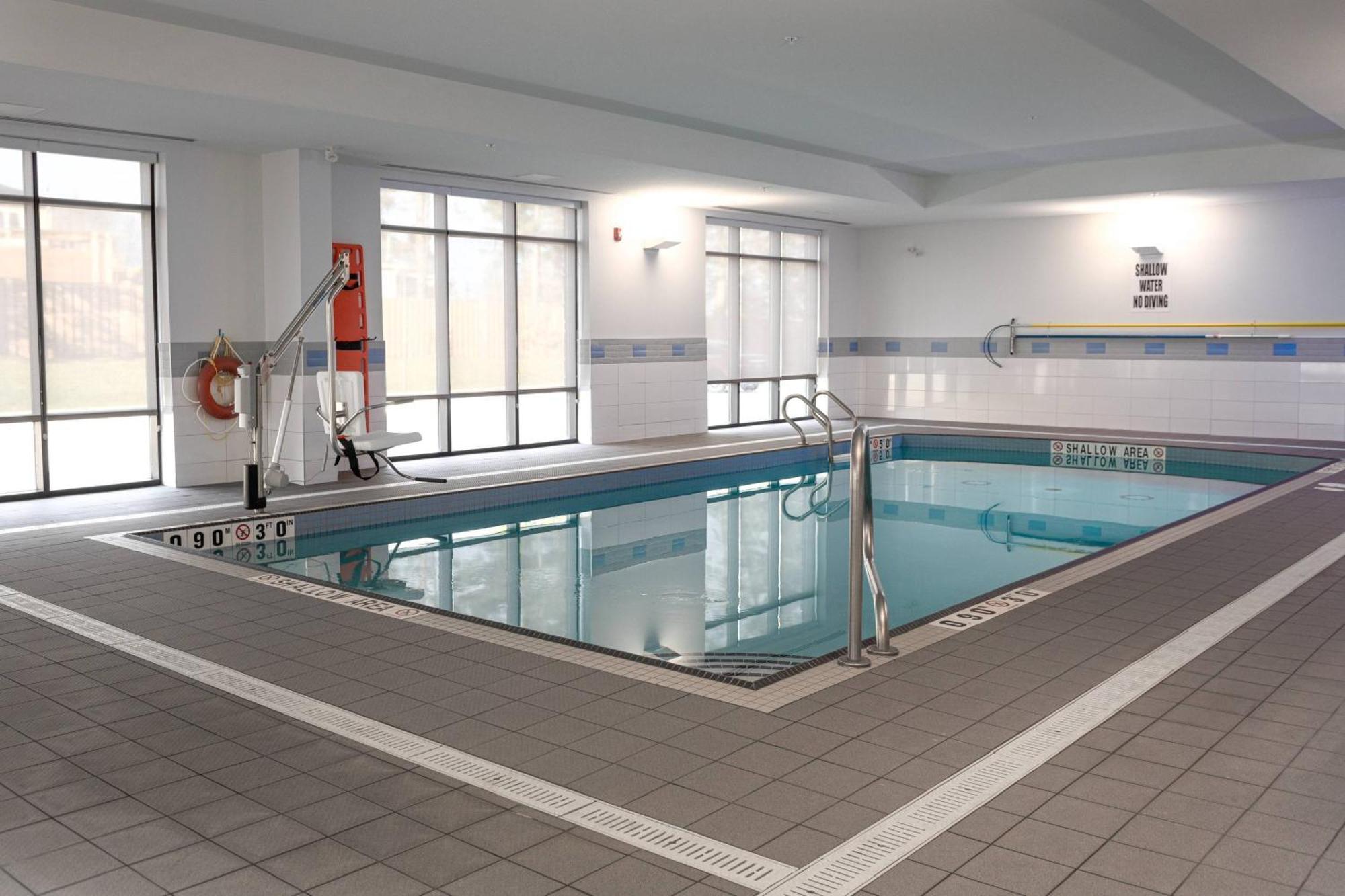 Towneplace Suites By Marriott Petawawa Bagian luar foto