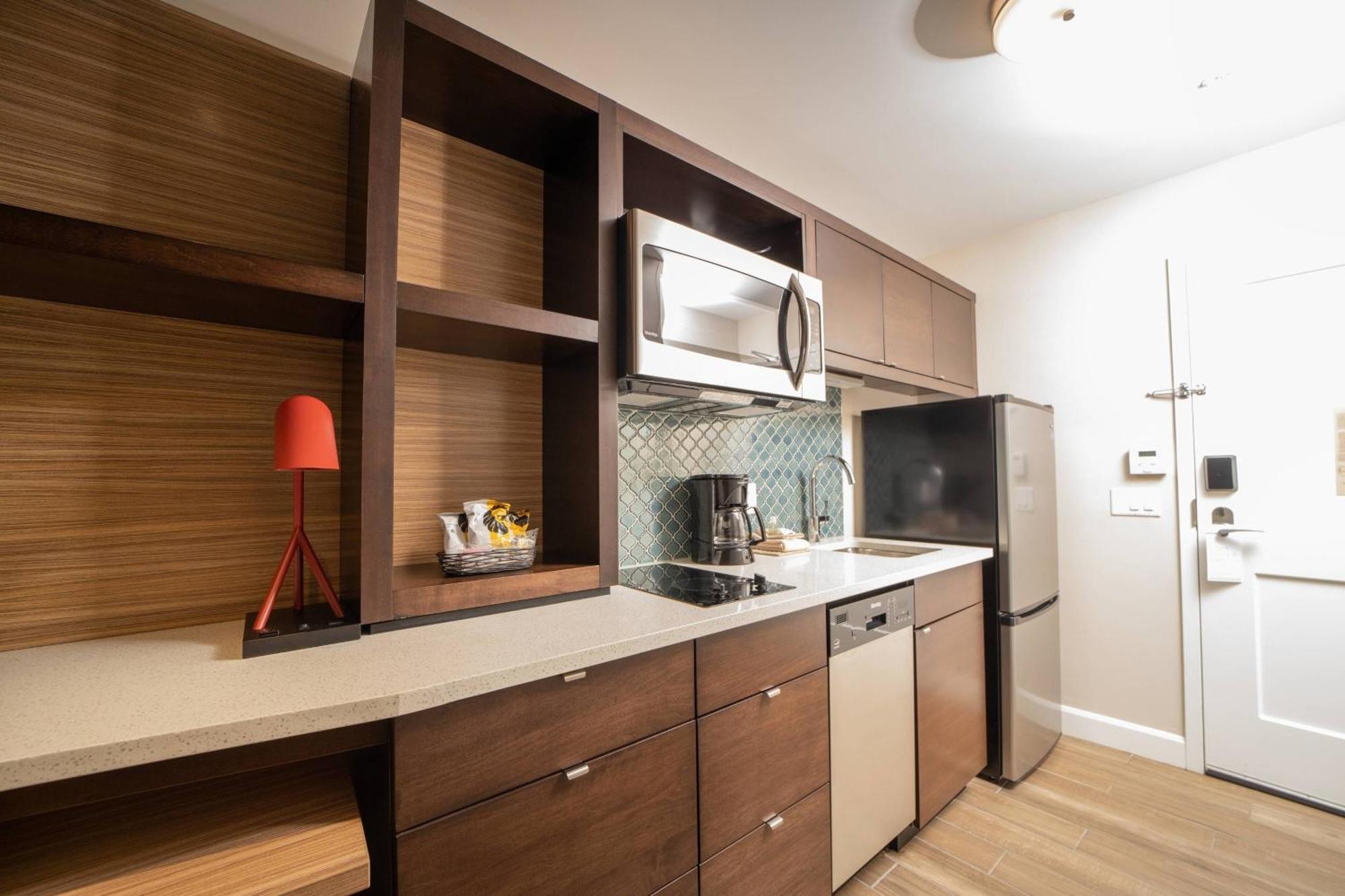 Towneplace Suites By Marriott Petawawa Bagian luar foto
