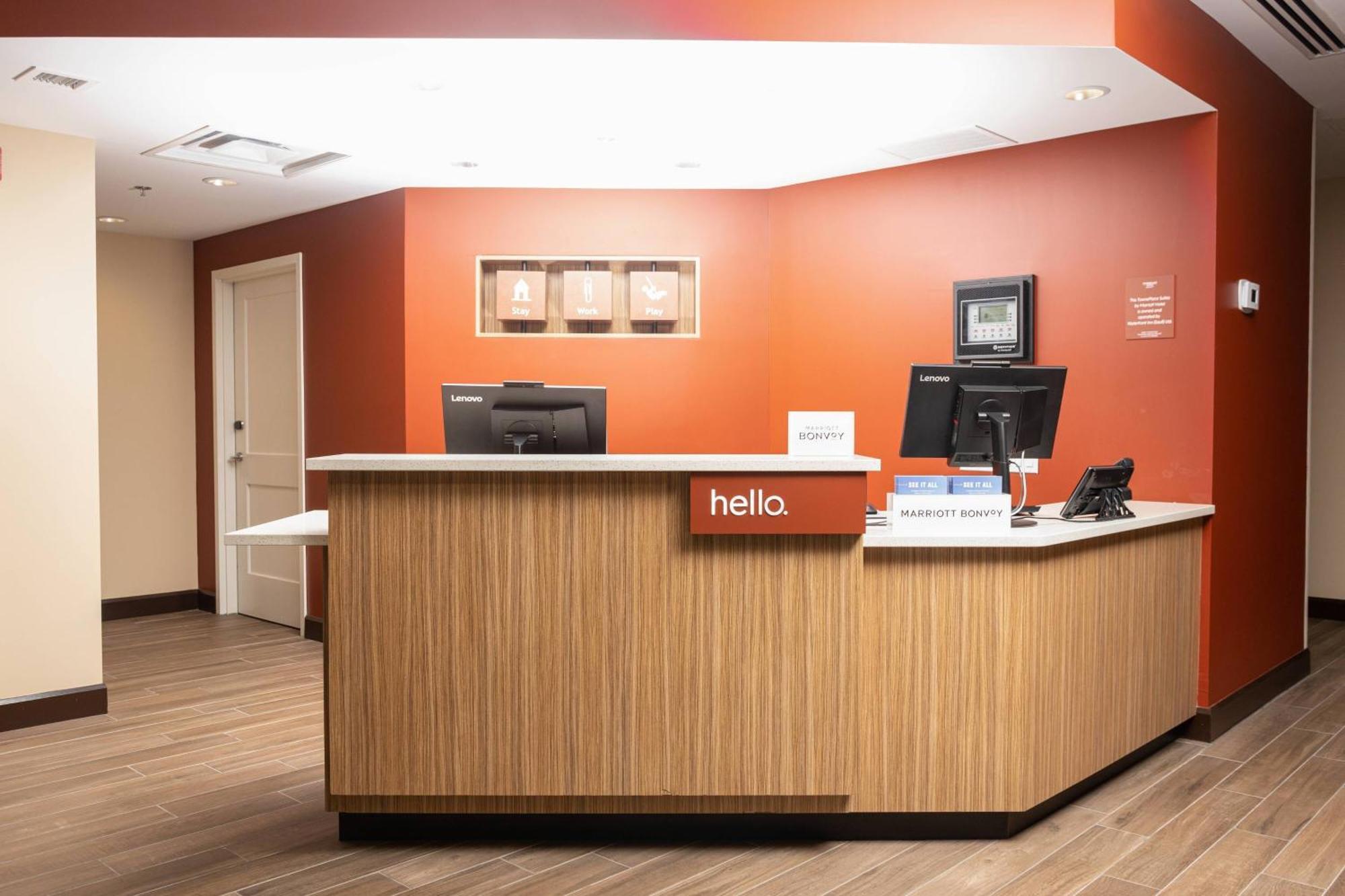 Towneplace Suites By Marriott Petawawa Bagian luar foto